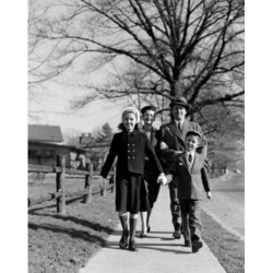 Posterazzi SAL255421843 Parents with Children on Sidewalk Poster Print - 18 x 24 in.