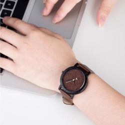 Women Men Couples Simple Casual All-match Quartz Wrist Watch brown
