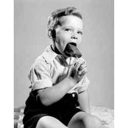 Posterazzi SAL255421819 Portrait of Boy Eating Popsicle Poster Print - 18 x 24 in.