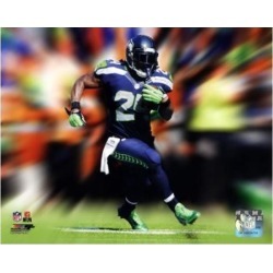 Posterazzi PFSAARQ07301 Marshawn Lynch Motion Blast Sports Photo - 10 x 8 in.