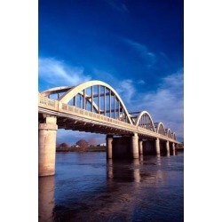 Balclutha Bridge and Clutha River New Zealand Poster Print by David Wall (18 x 28)