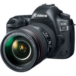 Canon EOS 5D Mark IV DSLR Camera with 24-105mm f/4L II Lens (International Model)
