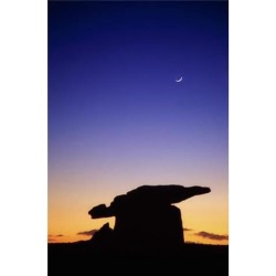 Posterazzi DPI1820631LARGE The Burren County Clare Ireland - Poulnabrone Dolmen Poster Print by Richard Cummins, 24 x 36 - Large