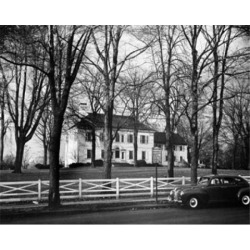 Posterazzi SAL25544953 Bare Trees in Front of a Mansion Ford Mansion Morristown New Jersey USA Poster Print - 18 x 24 in.