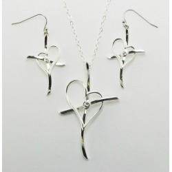 Western Edge Cross My Heart Crystal Earrings And Necklace Set