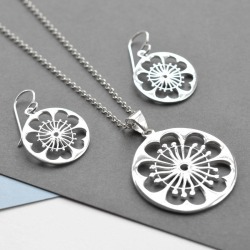 Silver Primrose Jewellery Set