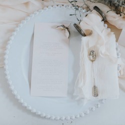 Laura Menu Card