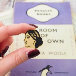 Virginia Woolf Enamel Pin