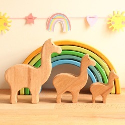 Wooden Toy Family Of Llamas
