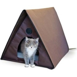 K & H Pet Products Outdoor Heated Multiple Kitty A-Frame Chocolate 35' x 20.5' x 20'