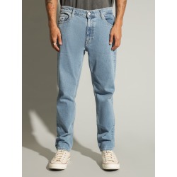 Tommy Hilfiger - Dad Jeans Regular Tapered in Denim Light found on MODAPINS