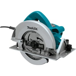 Makita 7-1/4 in. 15 amps Corded Circular Saw 5800 rpm