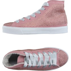 LUXURY FASHION Sneakers