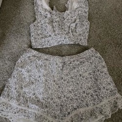 American Eagle Outfitters Tops | 2 Piece American Eagle Set Black And White Floral | Color: Black/White | Size: Xl found on Bargain Bro from poshmark, inc. for USD $22.80