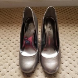 Nine West Shoes | Nine West Pumps | Color: Gray | Size: 6 found on Bargain Bro from poshmark, inc. for USD $11.40