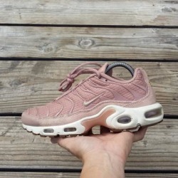 Nike Shoes | 2018 Women Nike Air Max Plus Particle Pink Running Shoes Sneakers | Color: Pink/White | Size: 8.5