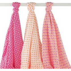 Hudson Baby Girls' Swaddle Blankets Pink - Pink Diamond Muslin Swaddle Blanket Set