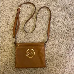Michael Kors Bags | Brown Cross Body Michael Kors Purse | Color: Brown | Size: Os found on Bargain Bro Philippines from poshmark, inc. for $63.00