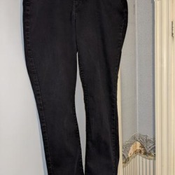 Levi's Jeans | Levi Black Jeans | Color: Black | Size: 1633 found on Bargain Bro Philippines from poshmark, inc. for $25.00