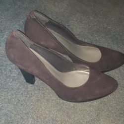 Nine West Shoes | Nine West Heels | Color: Brown | Size: 10 found on Bargain Bro from poshmark, inc. for USD $22.80