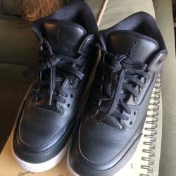 Nike Shoes | Air Jordan 3 Retro Youths Shoe (2016 Release) | Color: Black/White | Size: 6.5bb