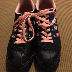 Adidas Shoes | Limited Edition Black Rose Samoa By Adidas Sz 9.5 | Color: Black | Size: 9.5