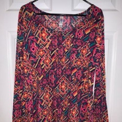 Lularoe Tops | Beautiful Ladies Lularoe Top | Color: Blue/Pink | Size: Xl found on Bargain Bro from poshmark, inc. for USD $13.68