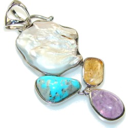 Store Of Love Mother Of Pearl Sterling Silver Pendant