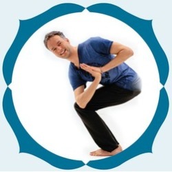 YOGABASICS Power Yoga