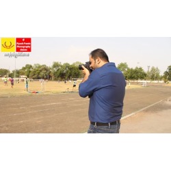 Basic Photography Lessons by Piyush Pande