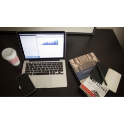 Use Spreadsheets Confidently: Navigation, Functions and More