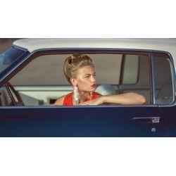 Editorial Fashion Photography (with No Budget or Team)
