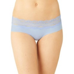 Culotte de style garçonne ornée de dentelle nue