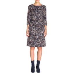 Robe ceinturée à encolure bateau et imprimé inspiré de la nature