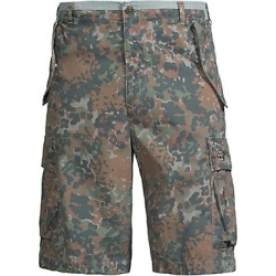 Camouflage Cargo Shorts found on MODAPINS