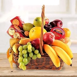 Cheese, Crackers & Fruit Basket