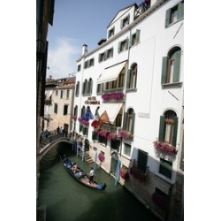 buy Colombina Hotel cheap online