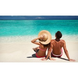 Versa Spa Sunless Spray Tan, High Pressure UV Bed, and More at Bahama Bronze (Up to 73% Off).