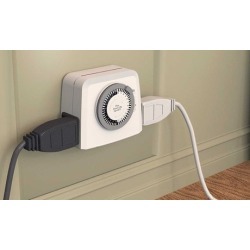 Westinghouse 24hr 2-Outlet Grounded Mechanical Timer