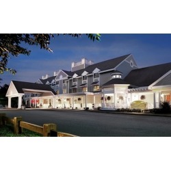 Stay with $15 Breakfast Credit at Two Trees Inn at Foxwoods Resort Casino in Mashantucket, CT. Dates into October.