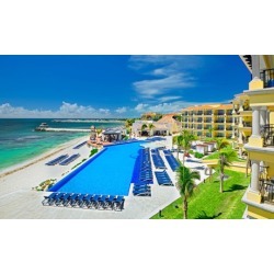 All-Inclusive Stay at Hotel Marina El Cid Spa and Beach Resort in Riviera Maya, Mexico. Dates into December.