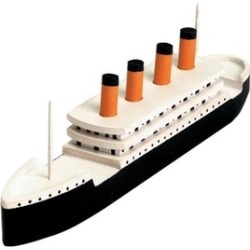 Darice 9178-91 3-8/9"W x 10.5"H Wooden Titanic Model Kit