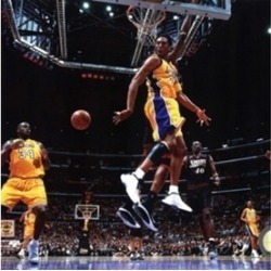Kobe Bryant & Shaquille O'Neal 2001 NBA Finals Action Sports Photo (10 x 8)