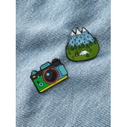 2pcs Camera & Mountain Shaped Brooch 2pcs Camera & Mountain Shaped Brooch