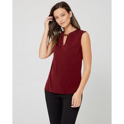 Le Chateau Womens - Knit Split Neck Sleeveless Top in Dark Burgundy Size XS Polyester/Metal