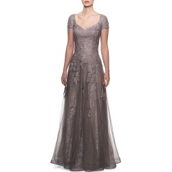Women's La Femme Tulle & Lace Gown, Size 6 - Metallic