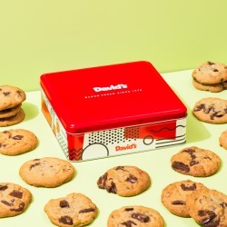 Fresh Baked Chocolate Chunk Cookies - size: 1lb Signature Cookie Tin