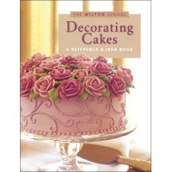 Decorating Cakes - Wilton Books