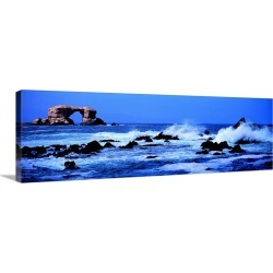 Large Solid-Faced Canvas Print Wall Art Print 48 x 16 entitled La Portada Chile