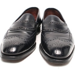 It is Crockett & Jones SIZE 712 (S) wing tip leather loafer slip-ons crockett & jones men until - 93 23:59 at 92 18:00